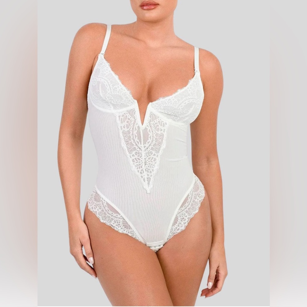 V-Neck Half Laced Bodysuit